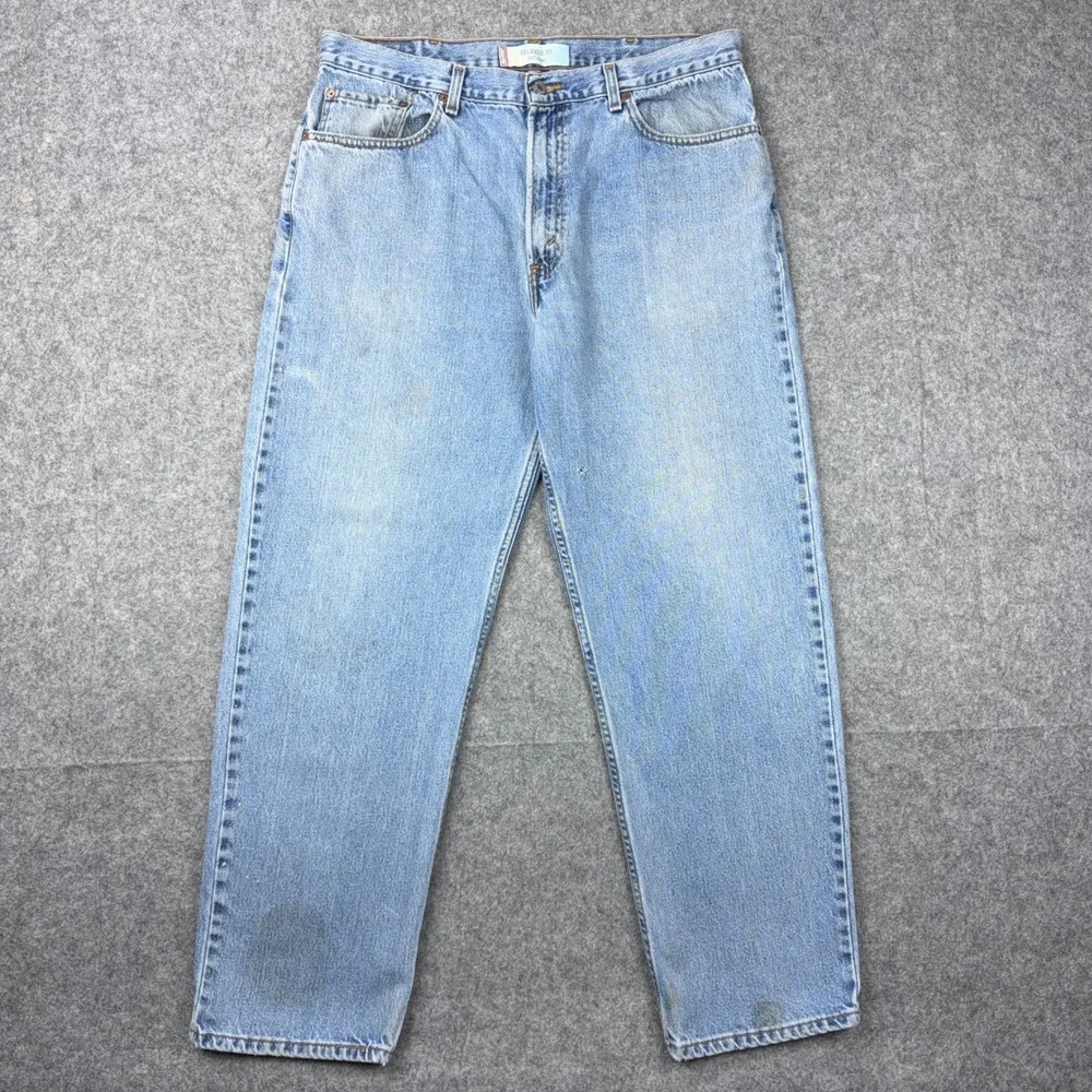 VTG Levi's Jeans Mens 38x32 Light Wash 550 Relaxed Tapered Leg Cotton 90s Y2K